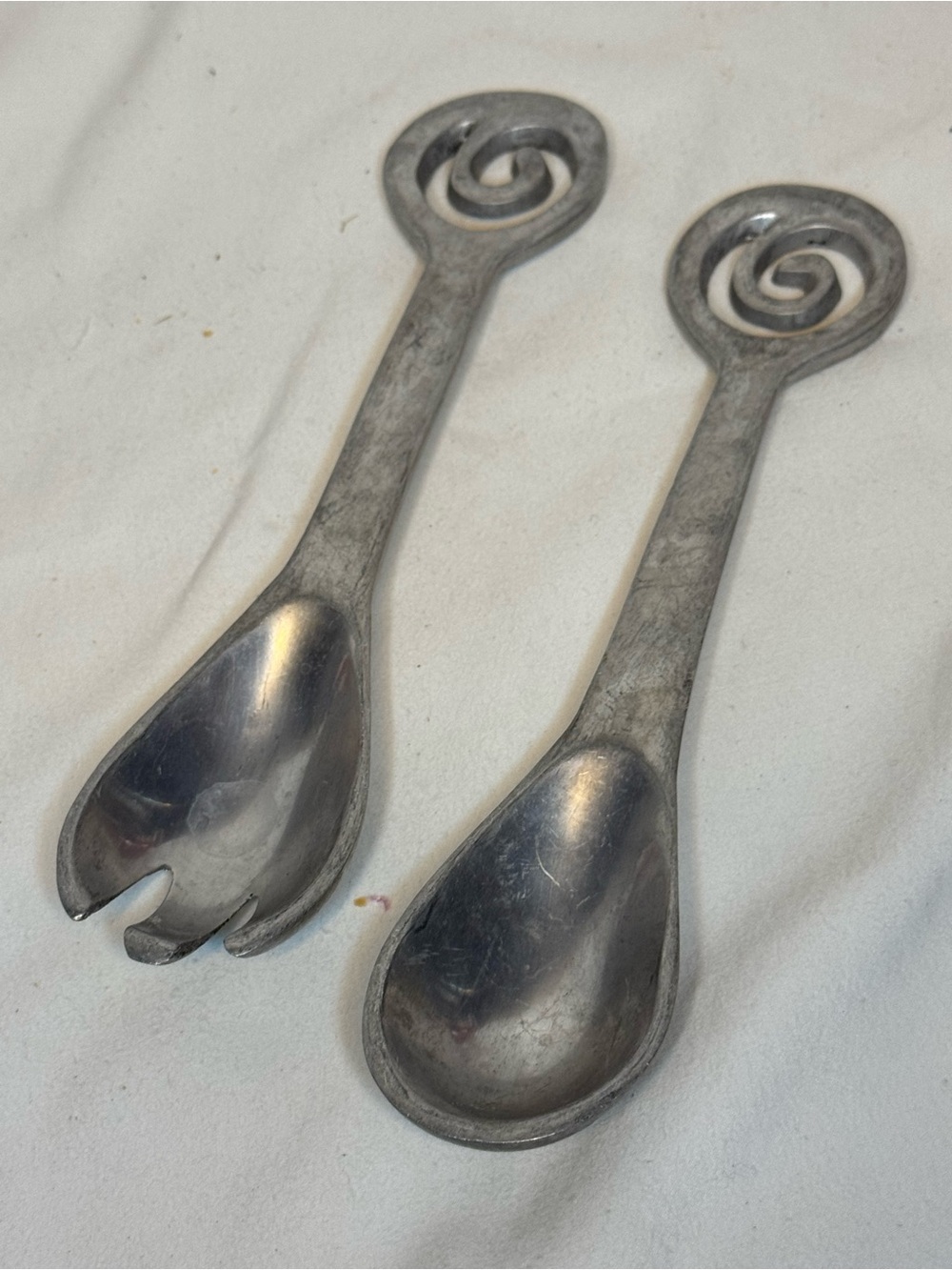 2-Piece Cast AluminumServing Spoon & Fork Set, Silver Matte Swirl Handles, 8 in
